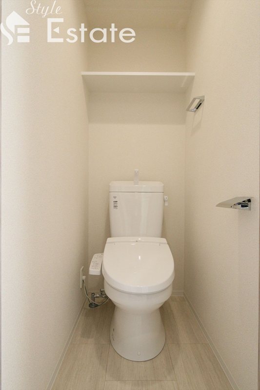 トイレ　同仕様内装