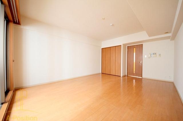 居室・リビング　アヴァンセクール西天満５丁目