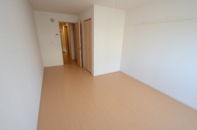 居室・リビング　エアコン付きで初期費用を抑えられます☆