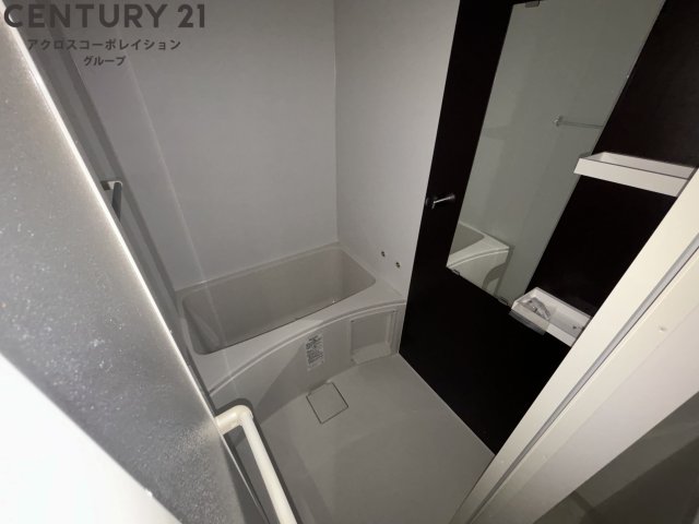 バス・シャワールーム　浴室乾燥付きで便利です☆