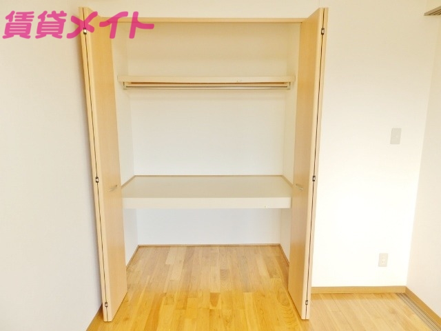 収納　同物件別室の写真です。
