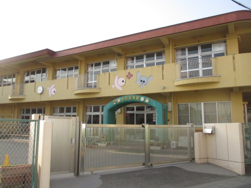 幼稚園・保育園　本荘保育園（幼稚園・保育園）まで536m