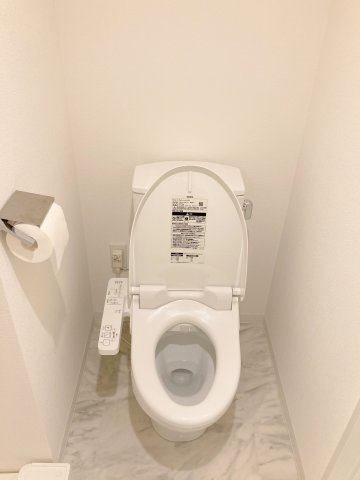トイレ　アジールコート品川中延