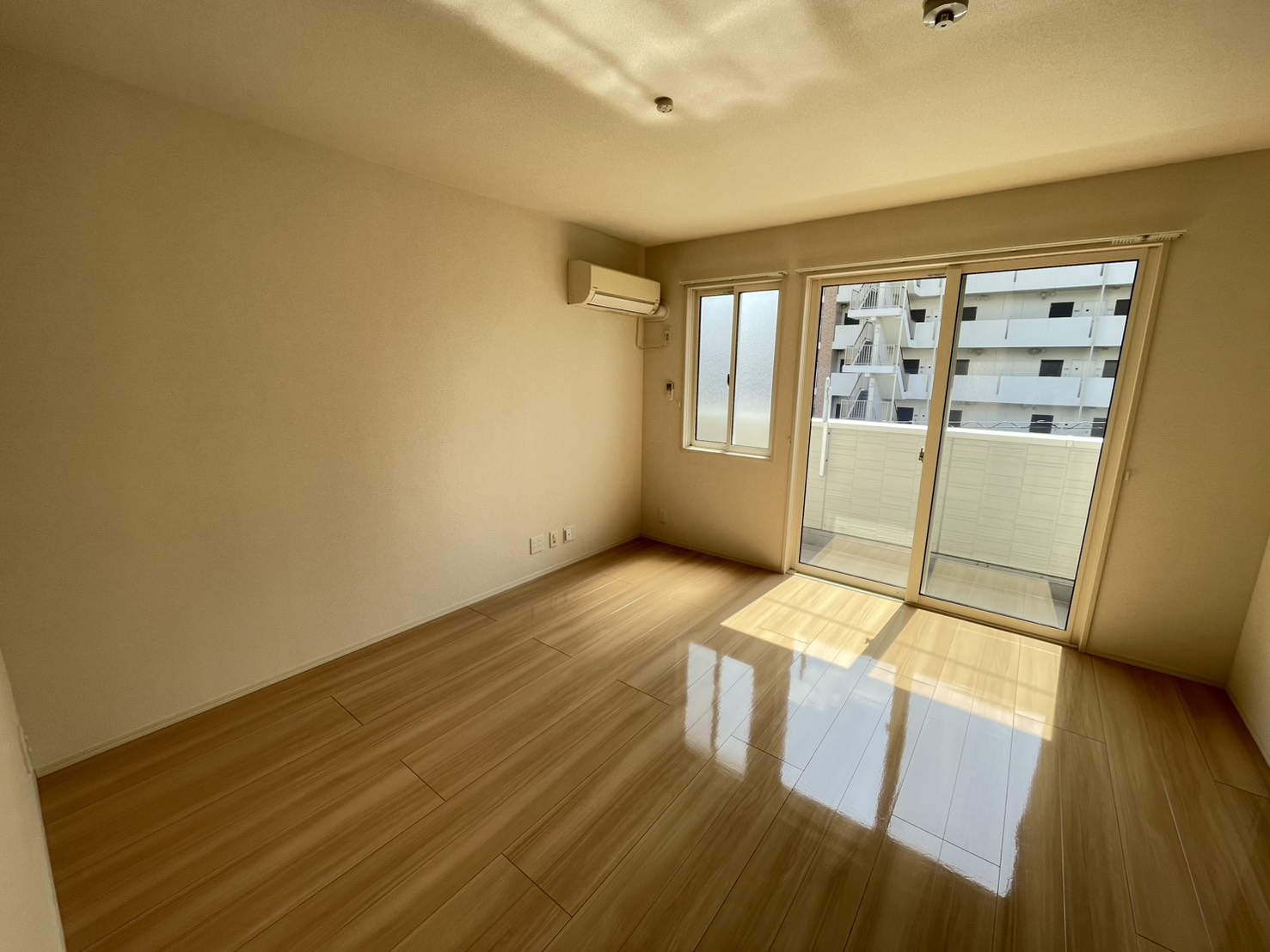 居室・リビング　リビング