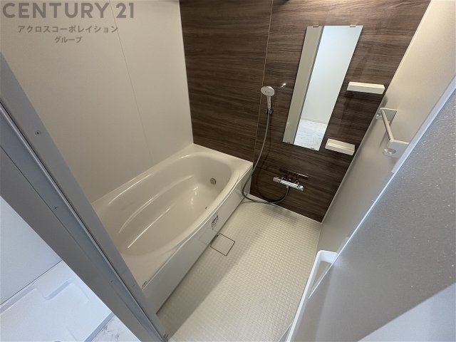 バス・シャワールーム　浴室乾燥機・追い炊き機能付きで便利☆