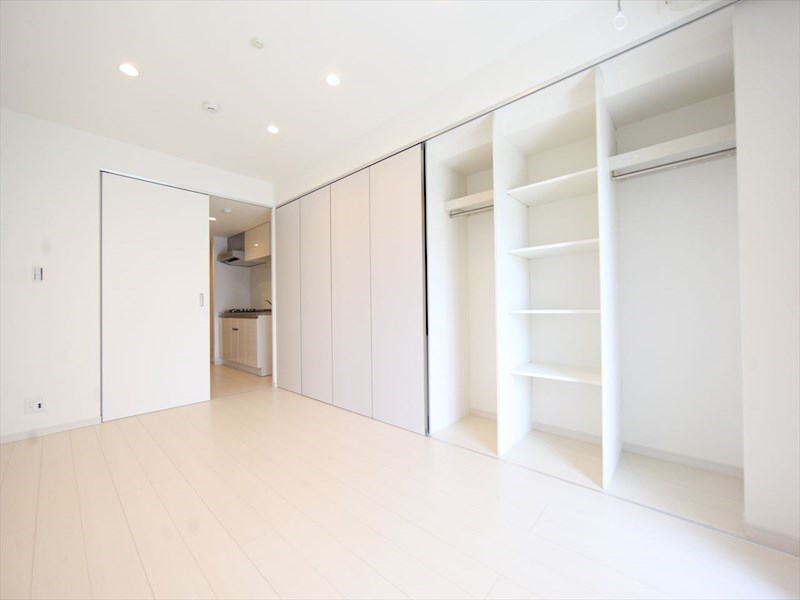 居室・リビング　洋室7.5帖　クローゼット付（収納充実してます）