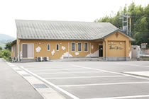 病院　ファミリークリニック森のくまさん（病院）まで1896m