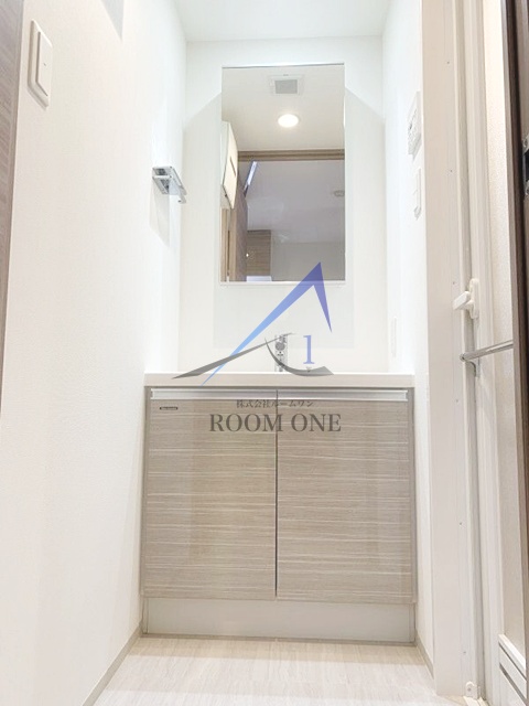 洗面設備　洗面台です。