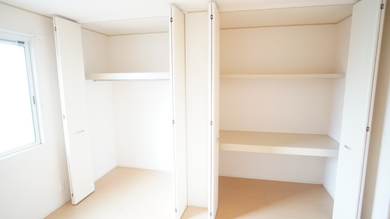 収納　クローゼット