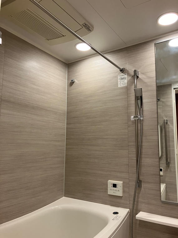 バス・シャワールーム