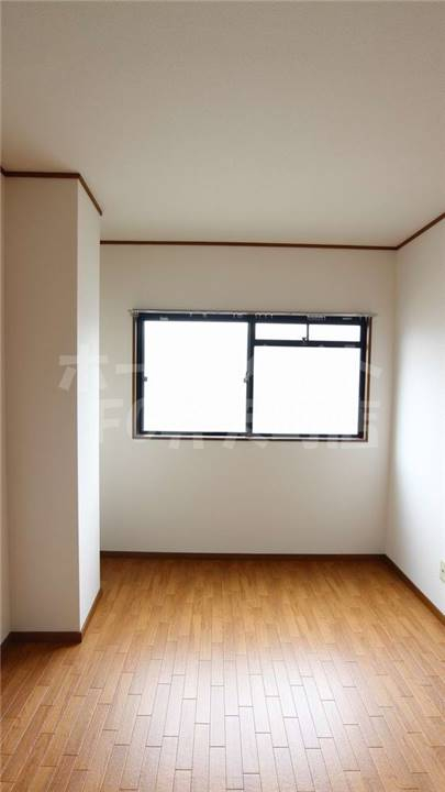 居室・リビング　ゆったり過ごせる居間です