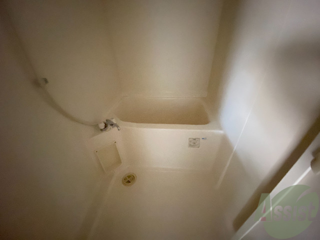 バス・シャワールーム　疲れた時はゆっくり湯船につかってみてはいかがでしょうか。