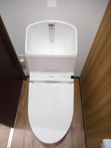 トイレ　コンパクトで使いやすいトイレです