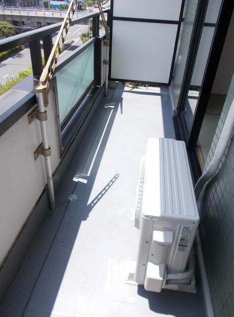 バルコニー　吾生ビル