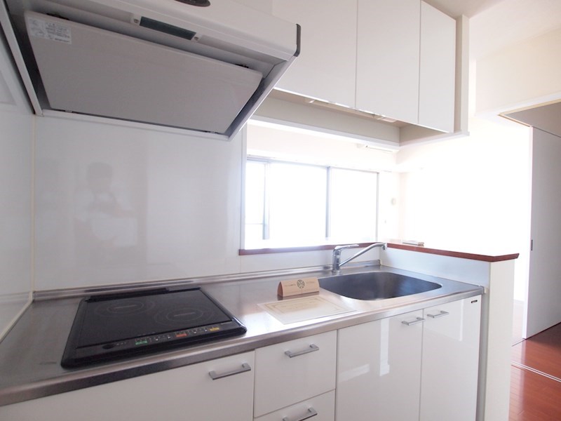 キッチン　※別号室写真のため現況優先