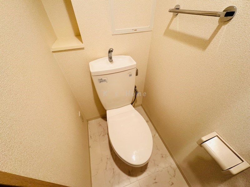 トイレ　洗濯機置場