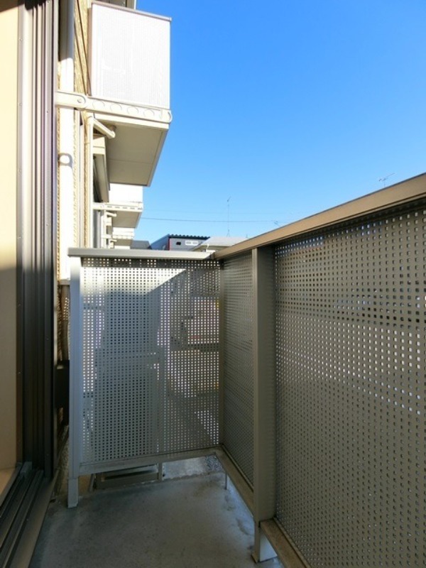 バルコニー　図面と現状に相違がある場合には現状を優先