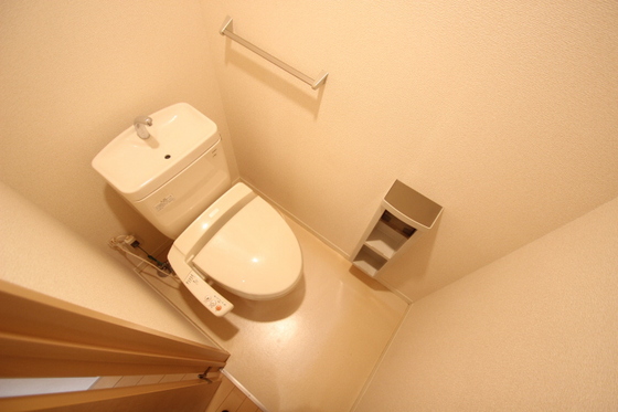 トイレ　※別部屋の写真です