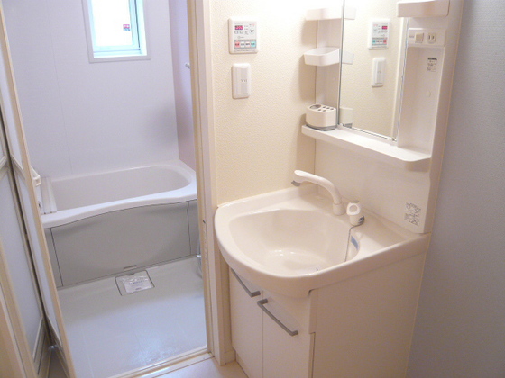 洗面設備　※別部屋の写真です