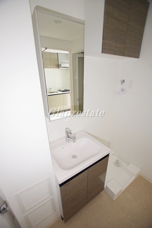 洗面設備　広い洗面スペース