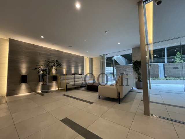 ロビー　スプランディッド難波WESTII　ロビー