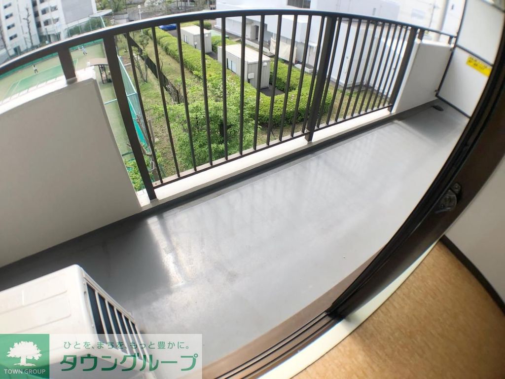 バルコニー　バルコニー