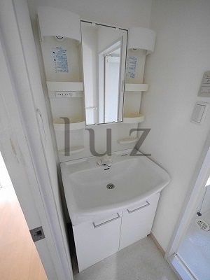 洗面設備　人気の独立洗面台完備！