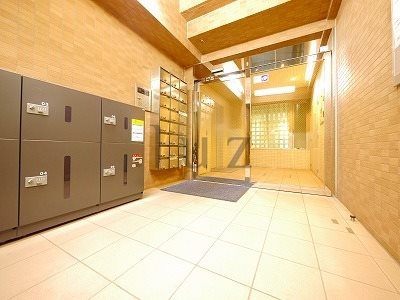 エントランス　キレイなエントランスです！