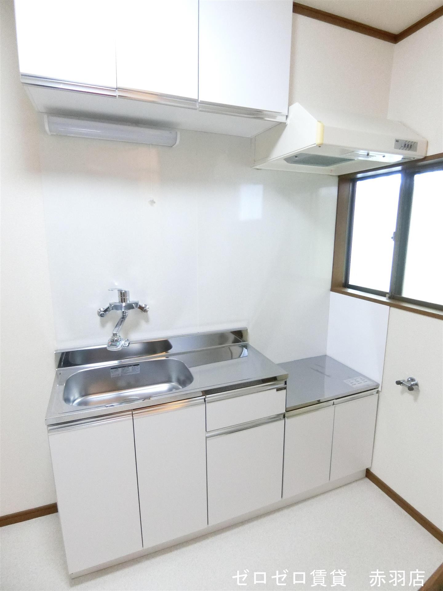 キッチン　※102号室　類似部屋参照