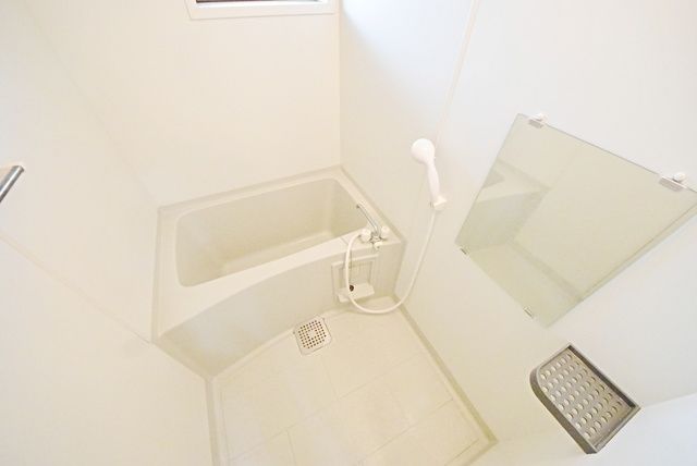 バス・シャワールーム　きれいなバスルーム