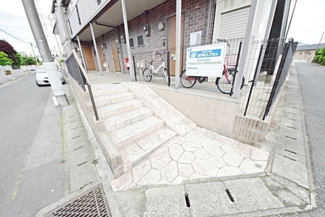 エントランス　建物入り口部分です