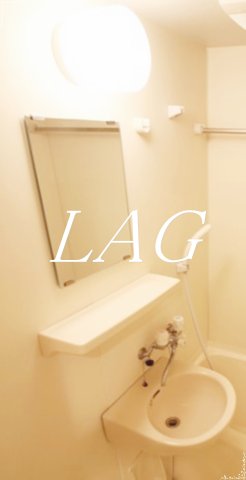 洗面設備　洗面台です。