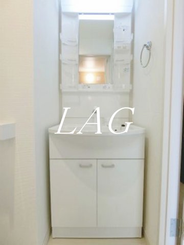 洗面設備　洗面台です。