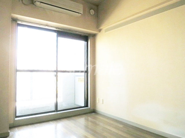 居室・リビング　日当たり良いお部屋です☆