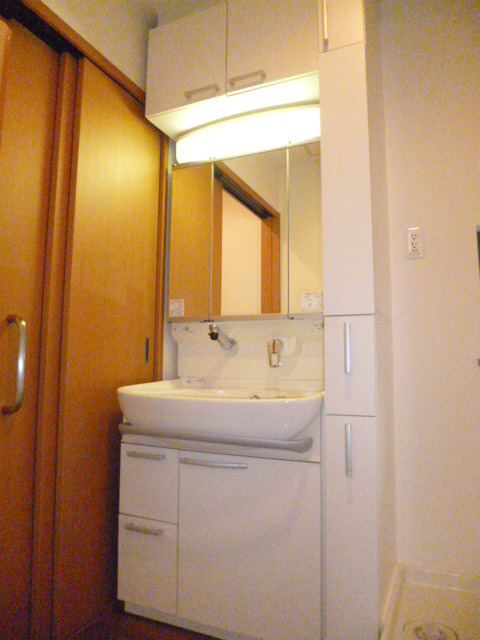 洗面設備　★独立洗面台付き★