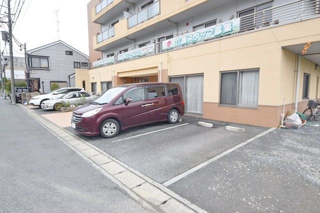 駐車場　★お部屋探しはタウンハウジング稲田堤店まで★
