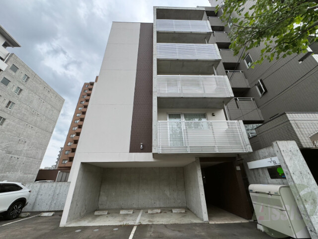 建物外観　札幌市中央区南１７条西　「ＷＴＢ南１７」