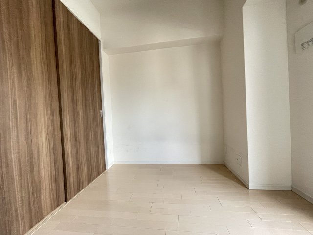 その他部屋・スペース　落ち着いて過ごせるお部屋なので、寝室にいかがでしょうか