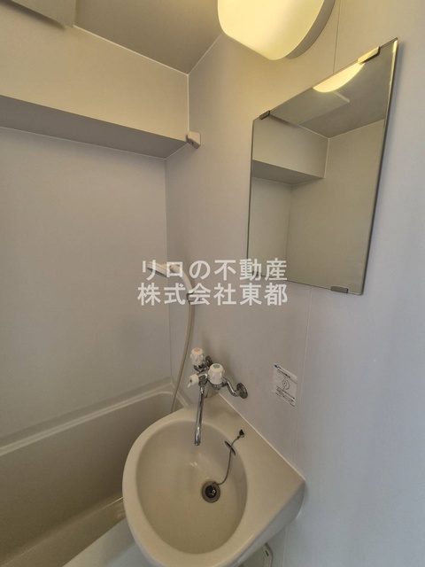 洗面設備　洗面ボウルと鏡もございます☆