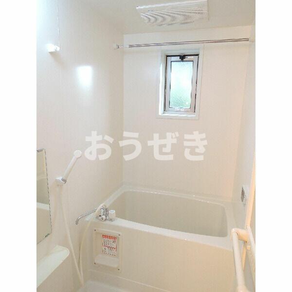 バス・シャワールーム　?