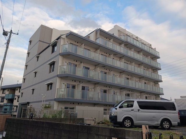 建物外観　落ち着いていたシックな外観