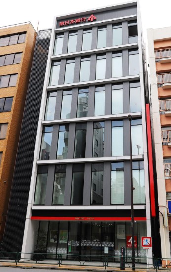 銀行　東日本銀行上野支店（銀行）まで449m