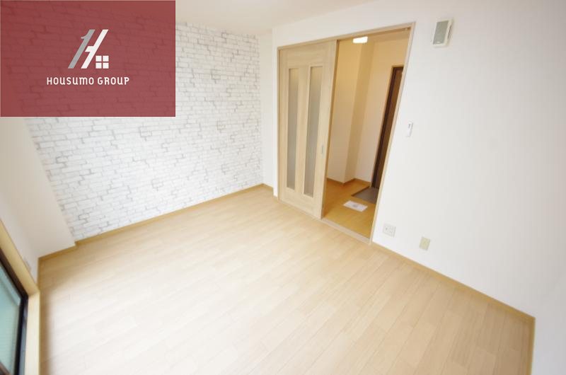 その他部屋・スペース　落ち着いて過ごせるお部屋なので、寝室にいかがでしょうか