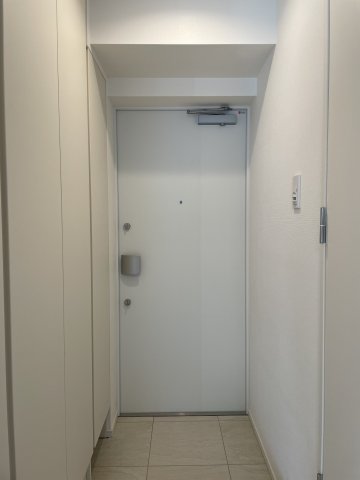 玄関　ラグゼナ錦糸町