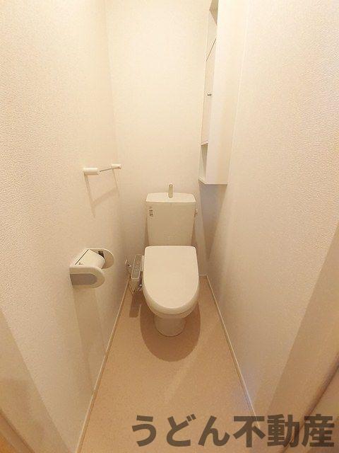 トイレ　うどん県のお部屋探しはうどん不動産へ うどんちゃんとLINE