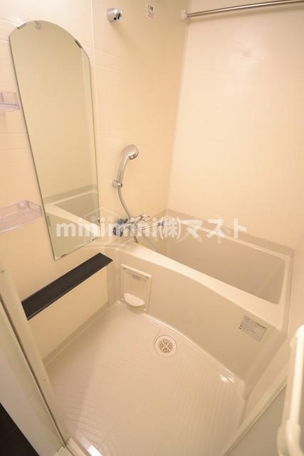 バス・シャワールーム　別部屋参考写真