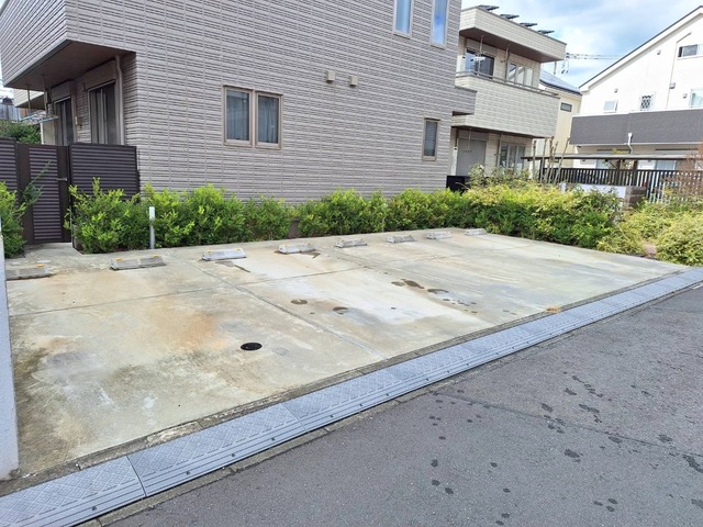 駐車場　★敷地内駐車場あり★