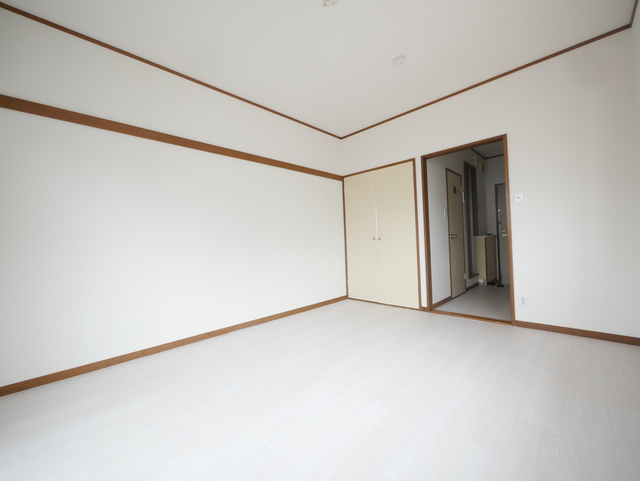 その他部屋・スペース　★明るい洋室です★