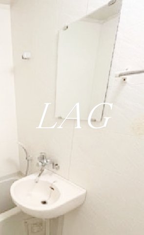 洗面設備　洗面台です。