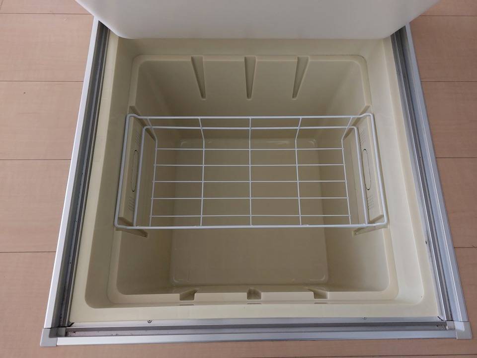 収納　床下収納